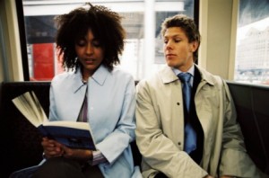 guy-reading-over-womans-shoulder_sm